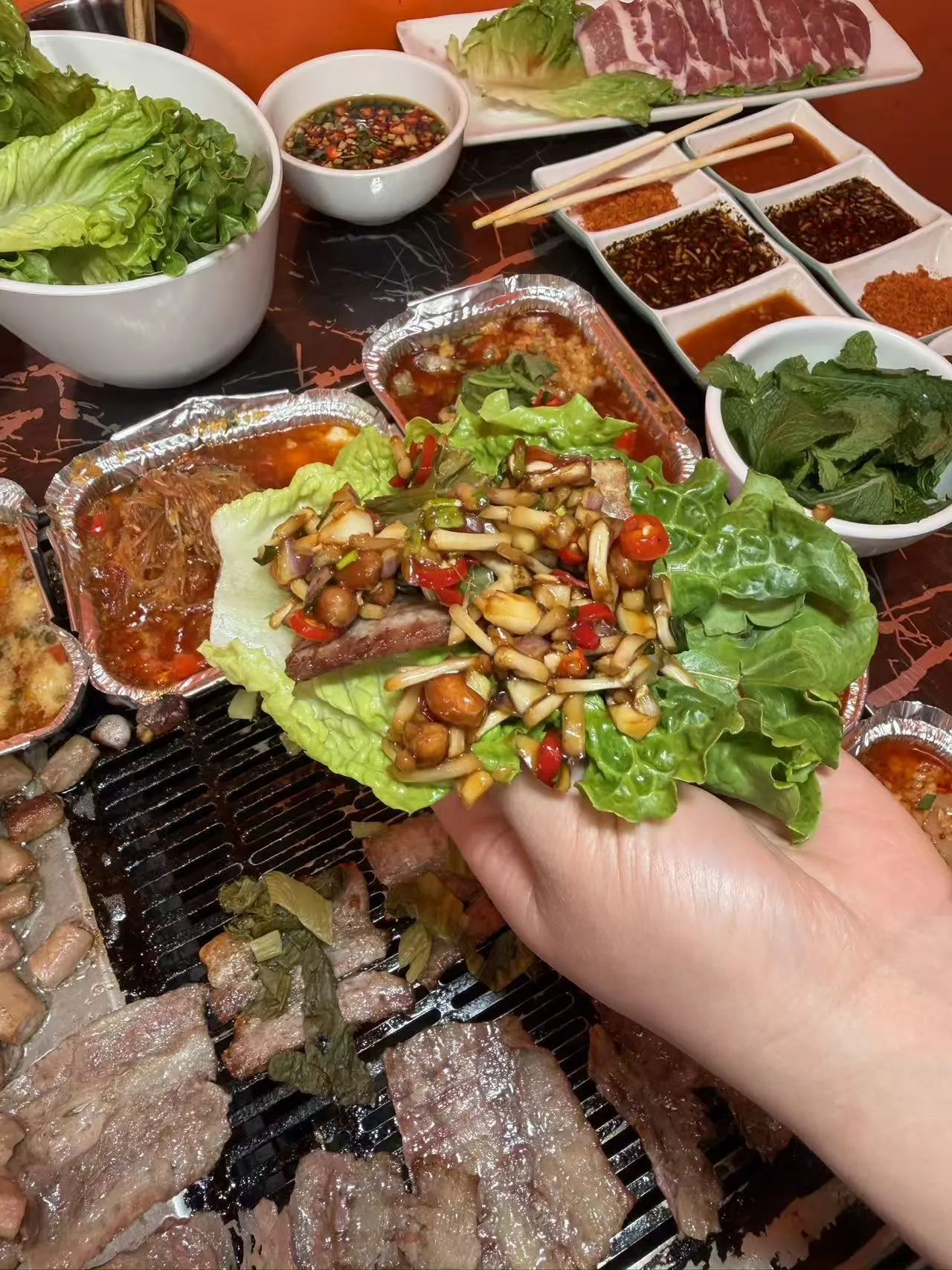 贵阳美食故事：贵阳花果园，我认为夯到爆的，6家宝藏黔味馆！