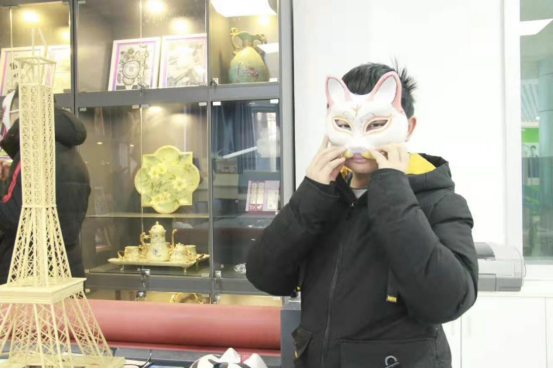 江西新华：新生故事丨拒绝被动，在新华开启新的人生