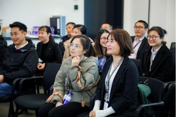 汽修学徒一般学多久，汽修专业就业前景好不好？
