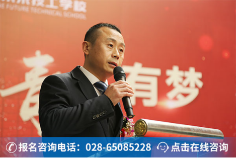 成都万通2021届学子顺利毕业，奔赴新征程！