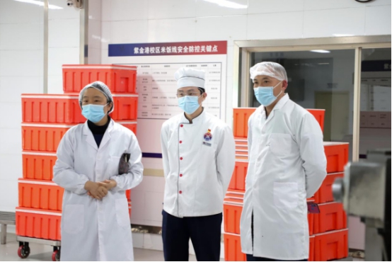 提升教育教学品质，丰富专业课程教学——杭州新东方组织教师赴浙江大学参观学习