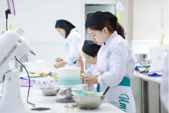 《小舍得》戳穿教育真相：看分数还是看天赋兴趣？逃出教育内卷势在必行！