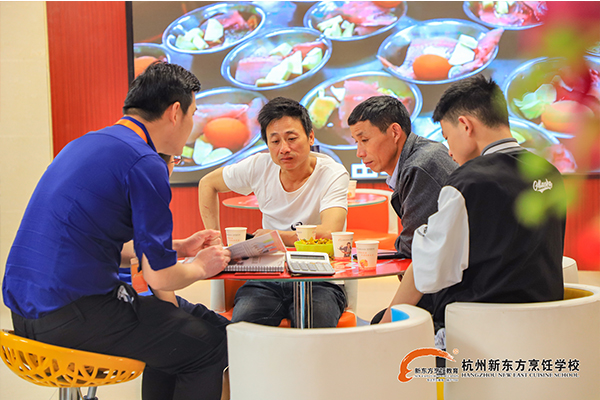 杭州新东方：新生报名故事|三姐妹花一同报名，携手共圆西点梦！