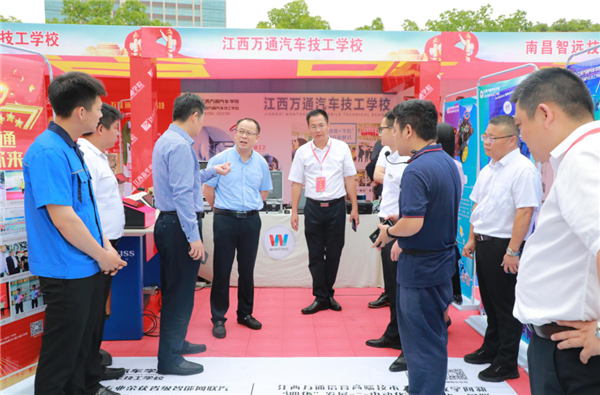 江西万通应邀参加南昌市第三届技工学校校园文化艺术节，斩获多个奖项大放异彩！