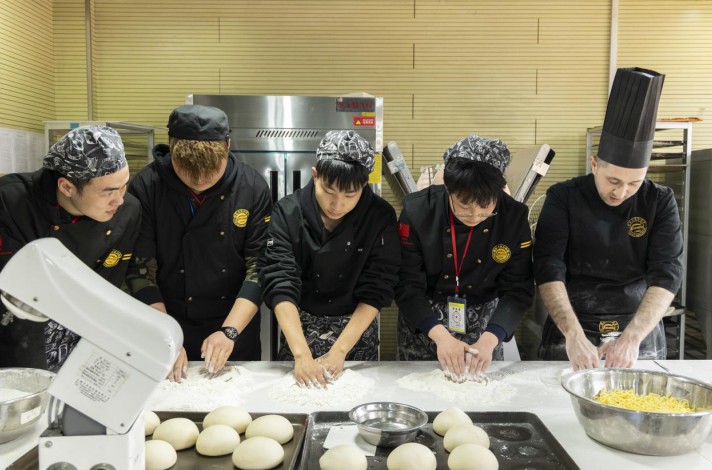 意大利名厨Vittorio空降江苏新东方烹饪技术学校，玩转西式料理！