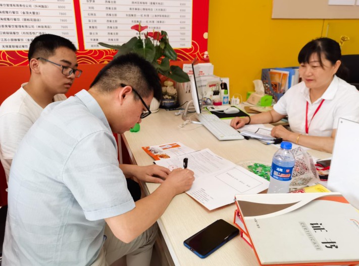 江苏新东方烹饪技术学校提示家长们，你要的报读答疑，速戳！