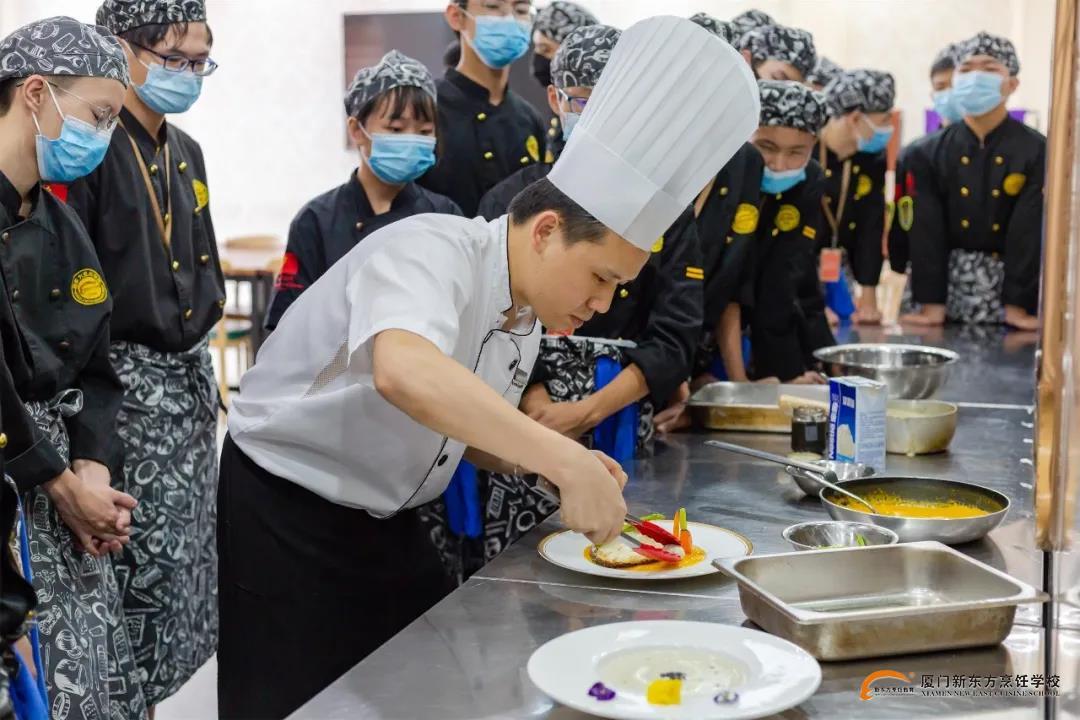 邂逅总厨，厦门新东方学子与餐饮企业总厨的那些事儿