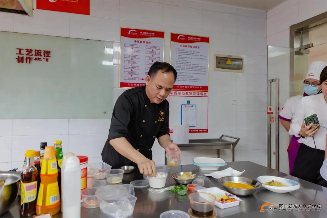 邂逅总厨，厦门新东方学子与餐饮企业总厨的那些事儿