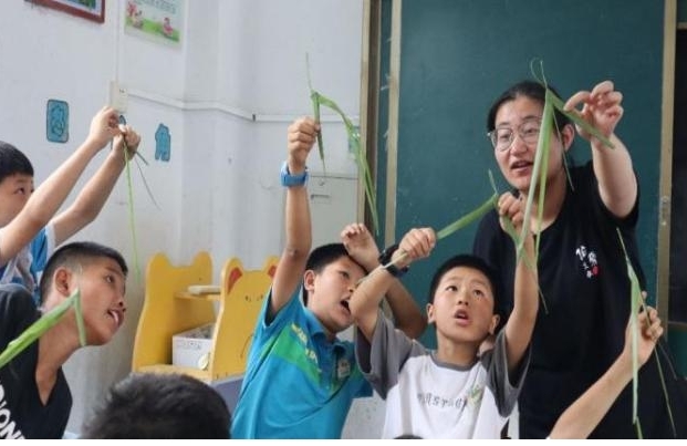 一把棕榈叶：传承千年的指尖非遗课
