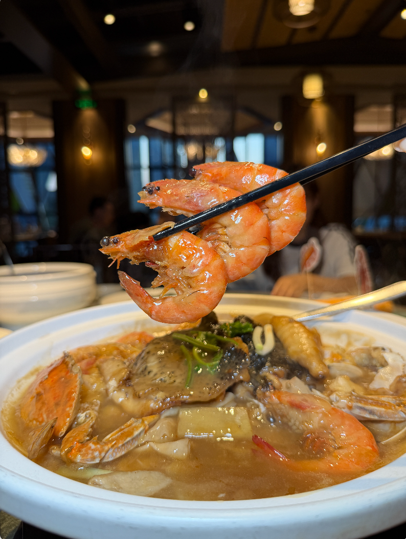 贵阳美食故事：滋粥楼坚持门店现做顺德菜，两百余道菜还原“清，鲜， 嫩，  滑， 爽 ”。